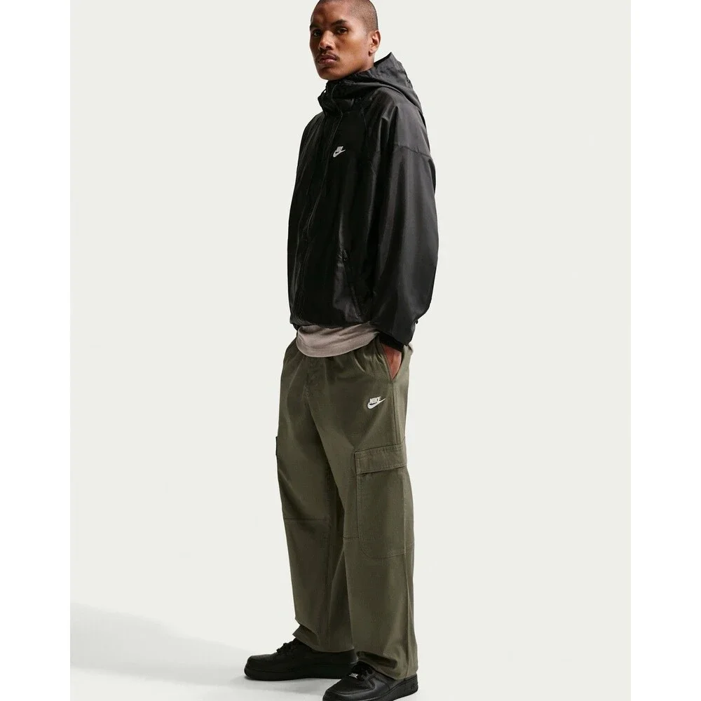 Nike Sportswear Club Woven Olive Cargo Pants